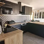 Villa Location Magnifique Provencale Familiale Piscine 6 Chambres, Ideal Pour Enfants, Proche Mer,entre Nimes Et Montpellier Mus