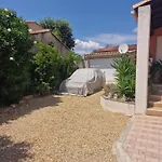 Villa Location Magnifique Provencale Familiale Piscine 6 Chambres, Ideal Pour Enfants, Proche Mer,entre Nimes Et Montpellier