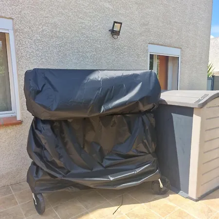 Location Magnifique Provencale Familiale Piscine 6 Chambres, Ideal Pour Enfants, Proche Mer,entre Nimes Et Montpellier ヴィラ *