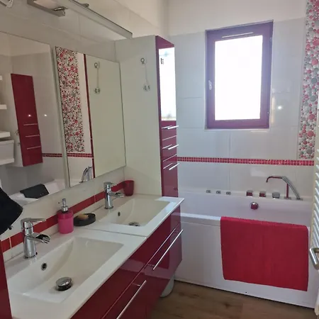 ヴィラ Location Magnifique Provencale Familiale Piscine 6 Chambres, Ideal Pour Enfants, Proche Mer,entre Nimes Et Montpellier *